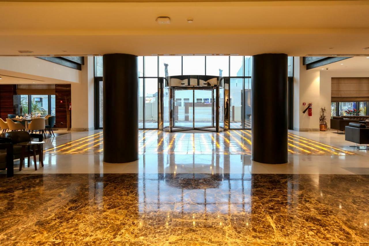 Radisson Hotel Sfax Exterior foto Lobby