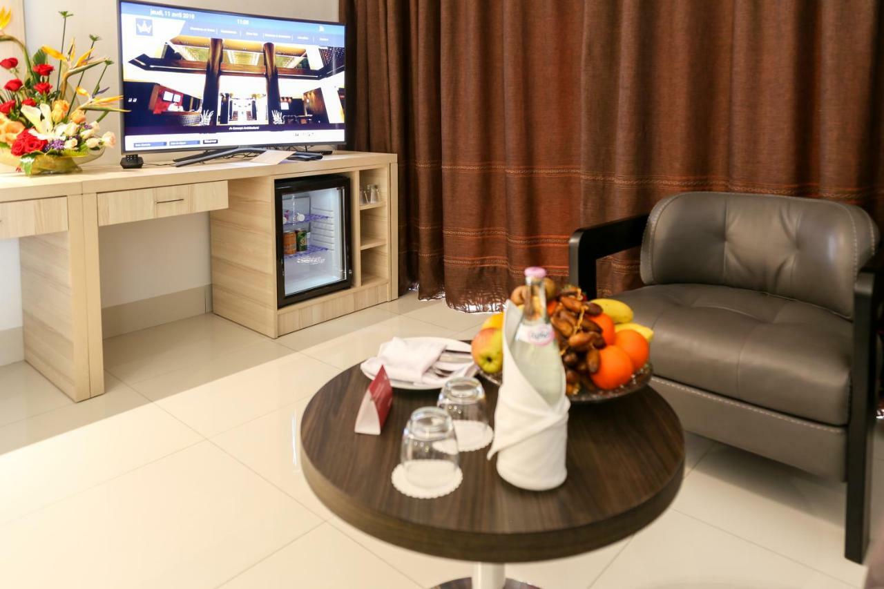 Radisson Hotel Sfax Exterior foto A room at the hotel